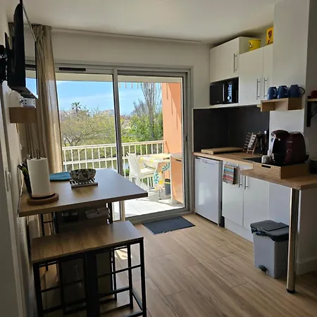 Richelieu - Rochelongue - Bord De - Primavera - Parking *